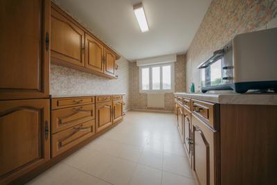 Appartement - 82 m² - 3 pièces