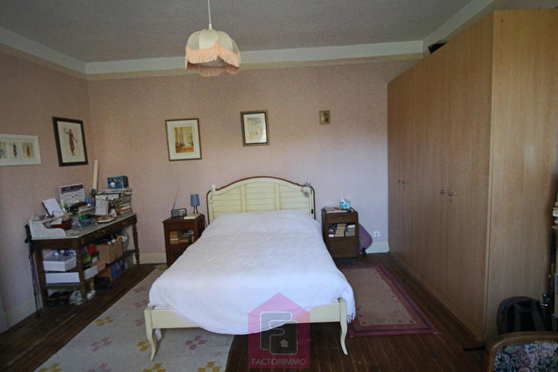 Maison - 160 m² - 7 pièces