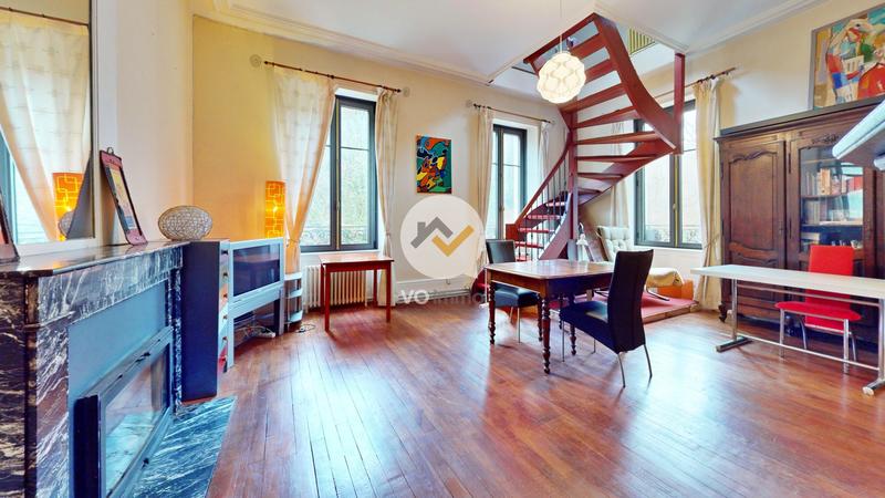 Château - 750 m² - 20 pièces