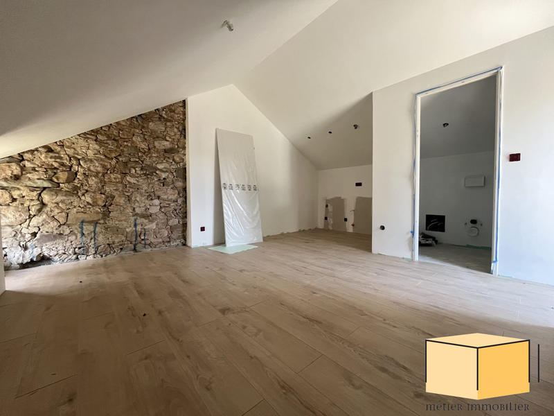 Maison ancienne - 220 m² - 9 pièces