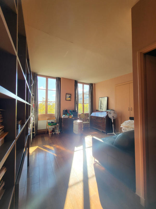 Appartement - 105 m² - 5 pièces