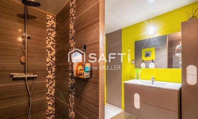 Maison de ville - 137 m² - 6 pièces