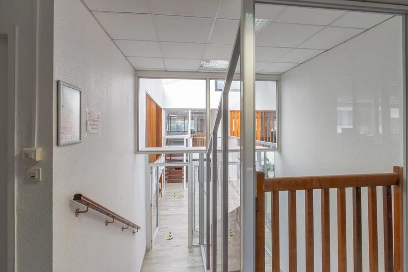 Bureau - 1 331 m² - 17 pièces