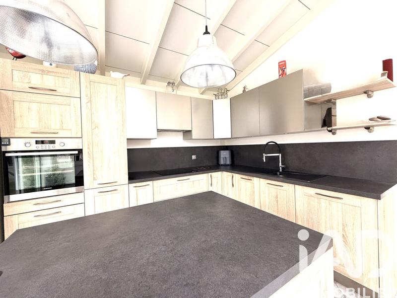 Maison - 108 m² - 4 pièces