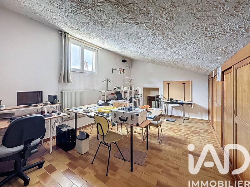 Maison - 194 m² - 15 pièces