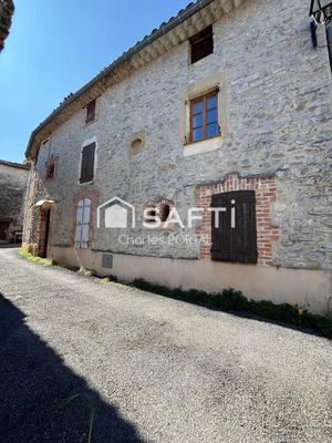 Maison - 280 m² - 7 pièces