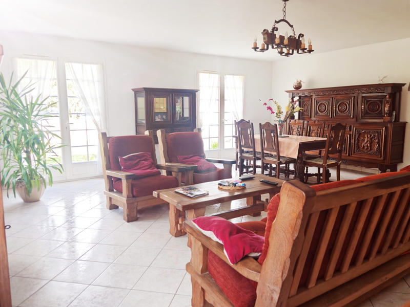 Maison - 140 m² - 4 pièces