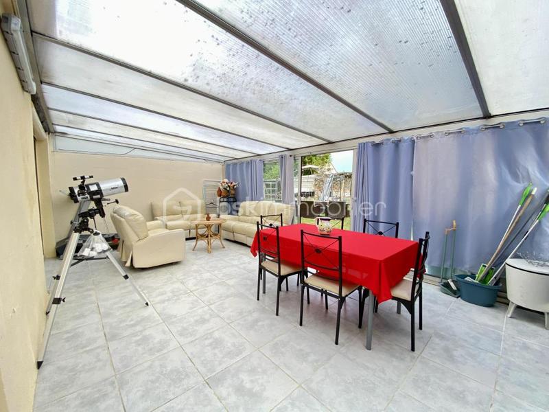 Maison en pierre - 200 m² - 9 pièces