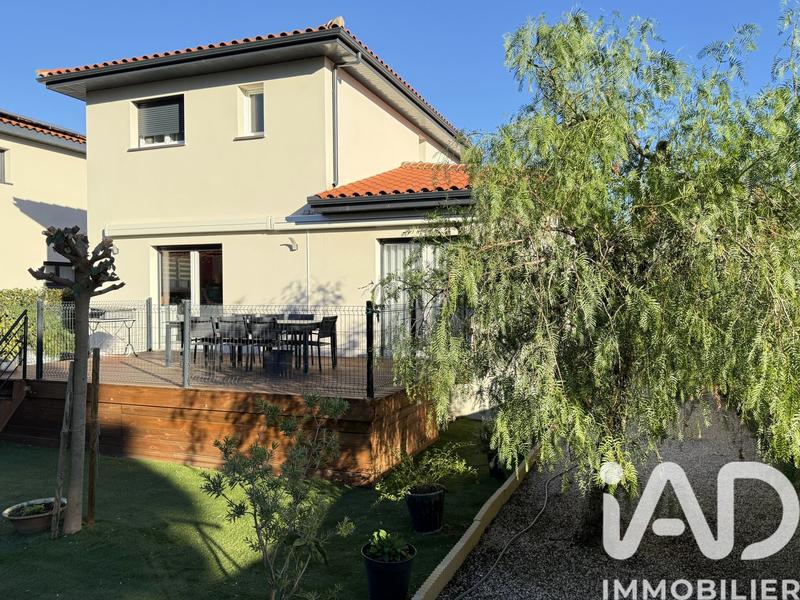 Maison - 112 m² - 4 pièces