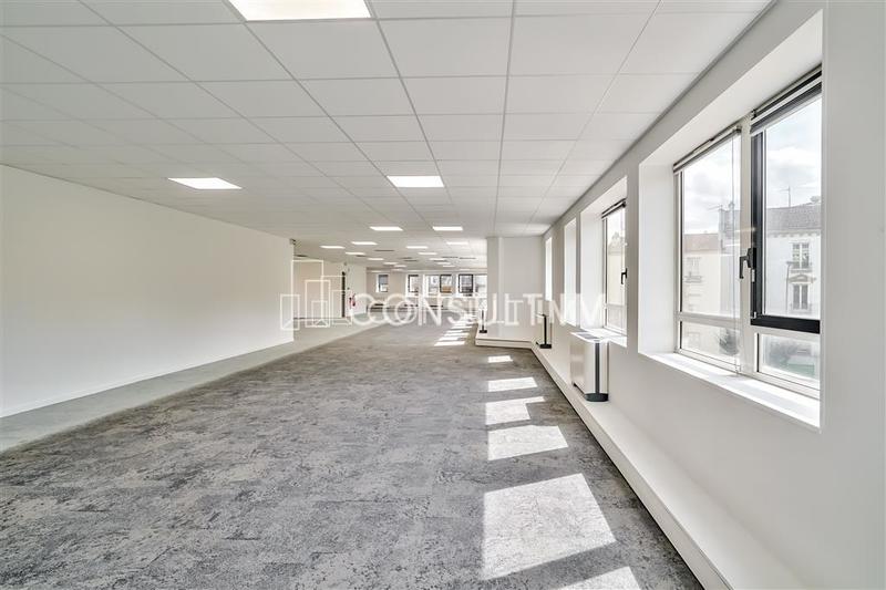 Bureau - 358 m²