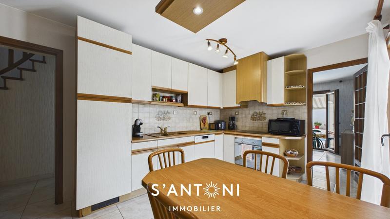 Maison - 150 m² - 7 pièces