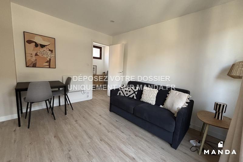 Studio - 30 m² - 1 pièce