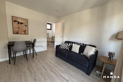 Studio - 30 m² - 1 pièce