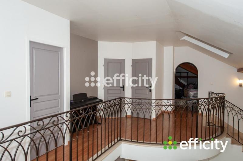 Pavillon - 183 m² - 5 pièces