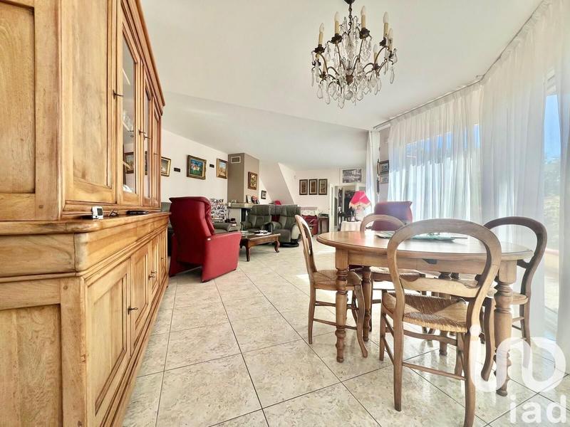 Maison de maîtres - 268 m² - 8 pièces