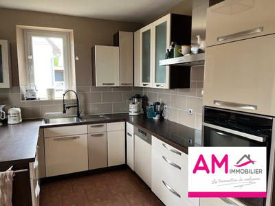 Maison - 145 m² - 6 pièces