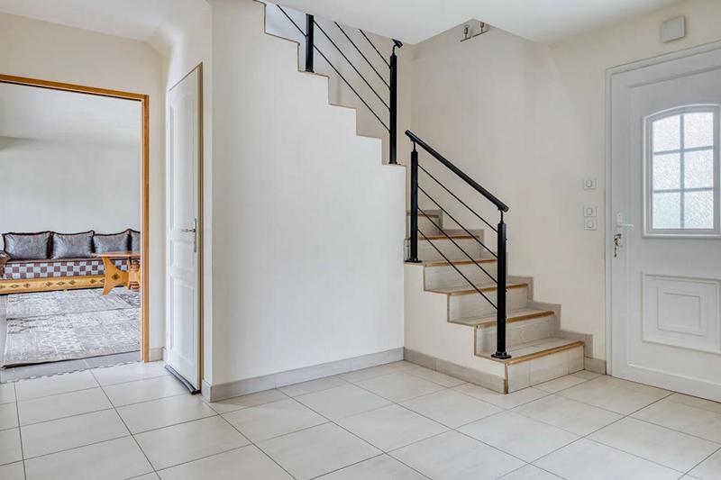 Maison - 160 m² - 8 pièces