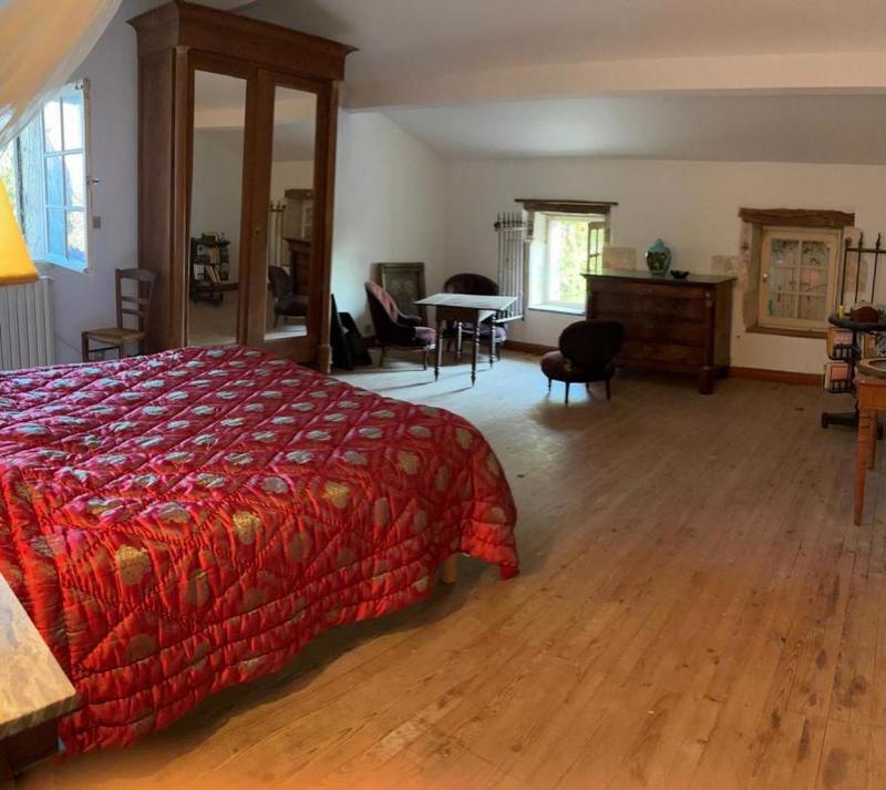 Maison - 255 m² - 5 pièces