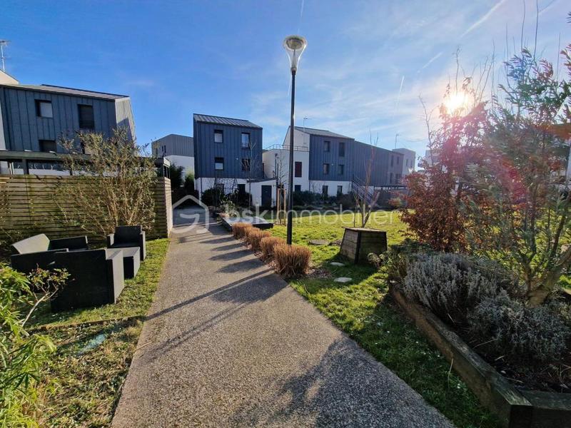 Duplex - 75 m² - 4 pièces