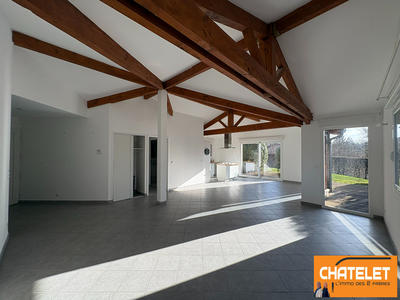 Maison - 121 m² - 5 pièces