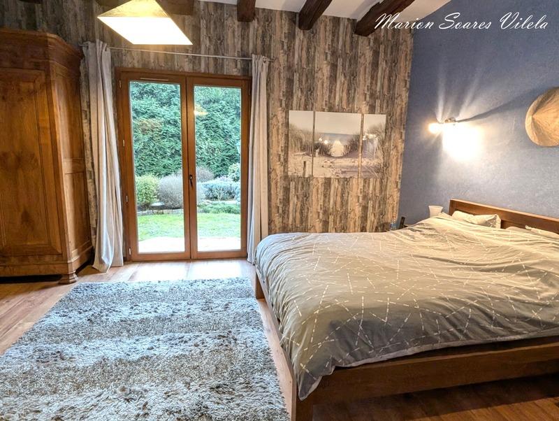 Maison - 320 m² - 11 pièces