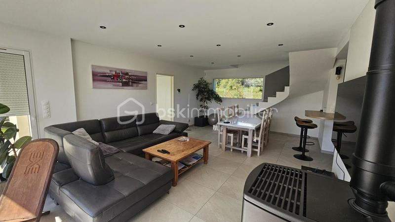 Maison - 128 m² - 5 pièces