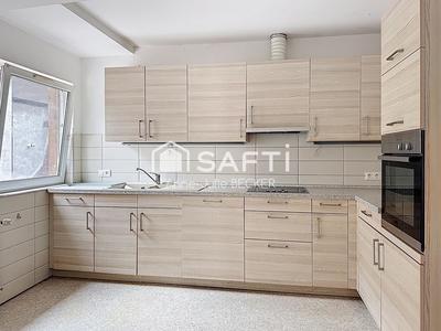 Appartement - 110 m² - 6 pièces