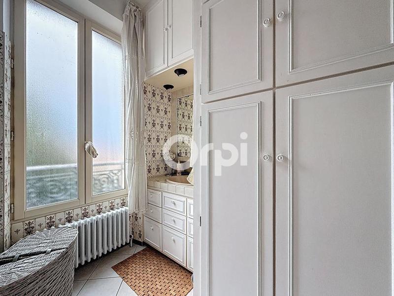 Maison - 96 m² - 5 pièces