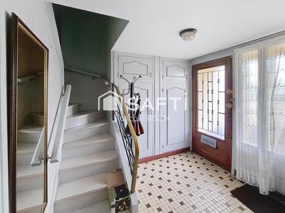 Maison - 93 m² - 6 pièces