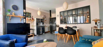 Maison - 84 m² - 3 pièces