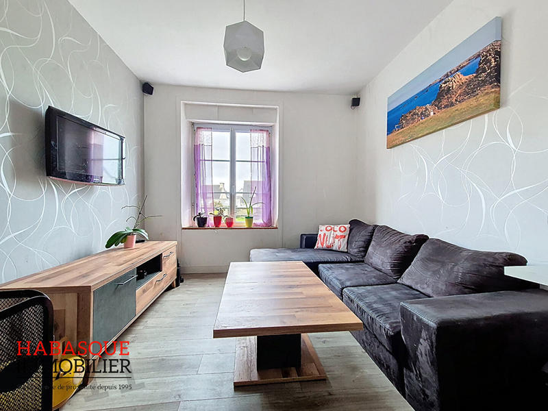 Maison - 104 m² - 6 pièces