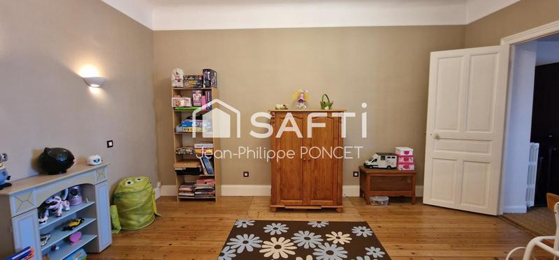 Maison - 161 m² - 6 pièces