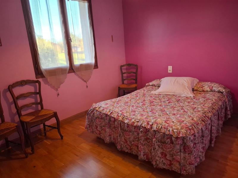 Maison - 184 m² - 7 pièces