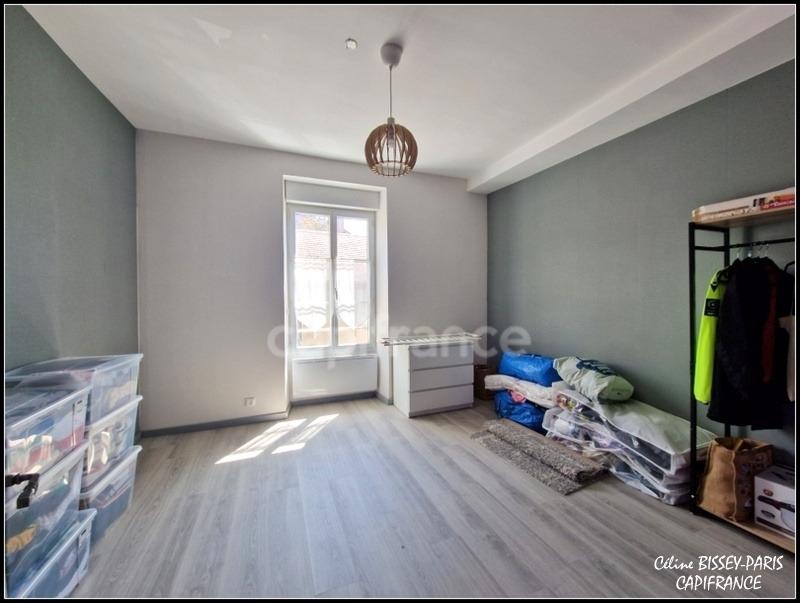 Maison de village - 146 m² - 7 pièces