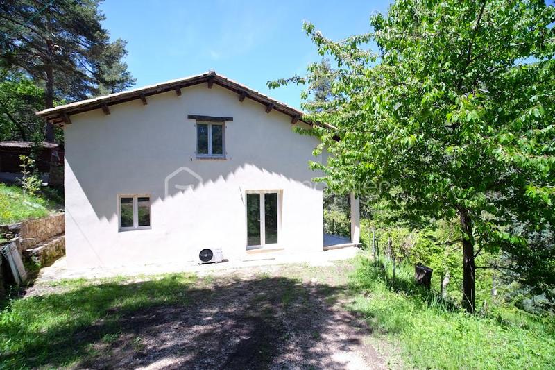 Maison - 75 m² - 3 pièces