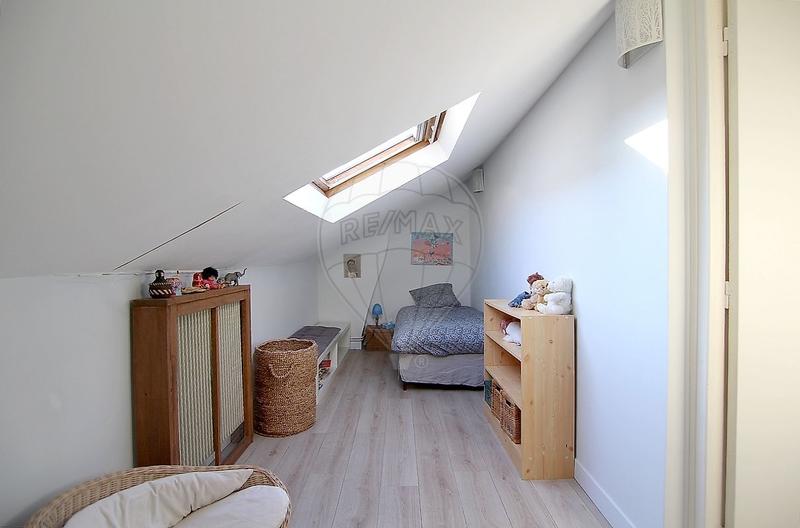 Maison - 105 m² - 6 pièces