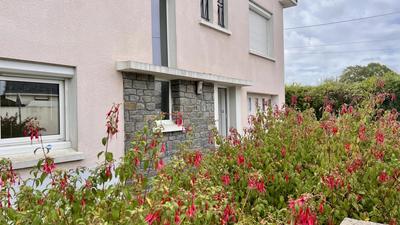 Maison - 143 m² - 7 pièces