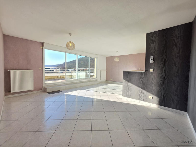 Appartement - 74 m² - 3 pièces