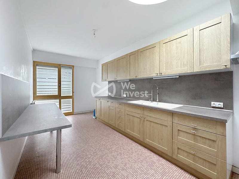 Maison - 93 m² - 4 pièces