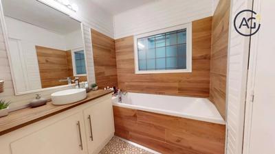 Appartement - 137 m² - 5 pièces