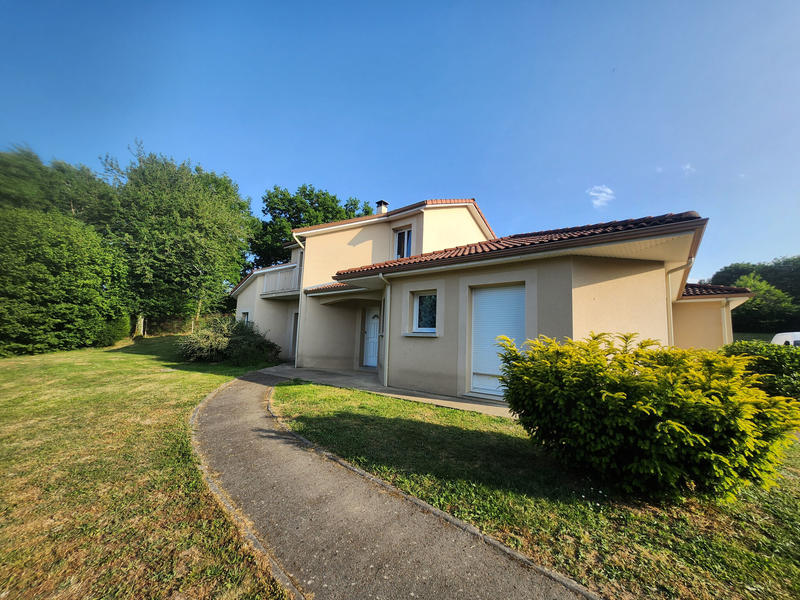 Maison - 153 m² - 6 pièces