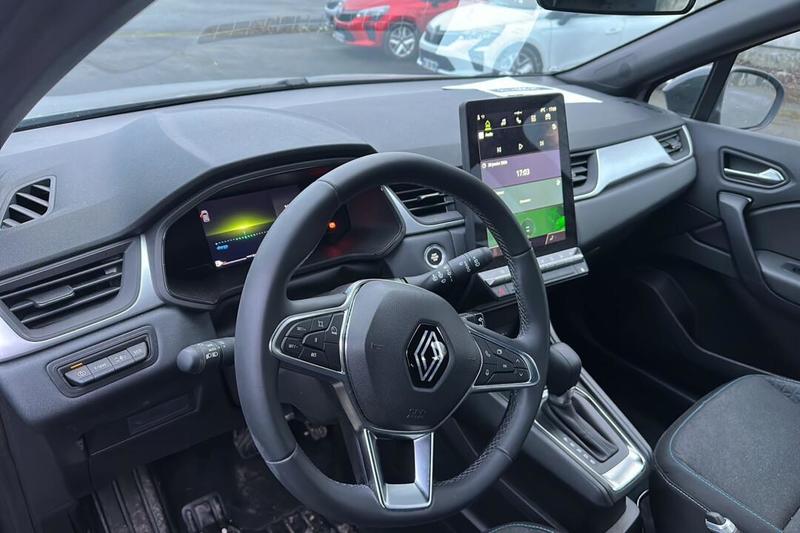 Renault Captur E-Tech full hybrid 145 ch Evolution