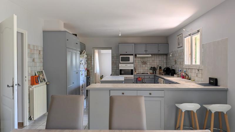 Maison - 265 m² - 9 pièces