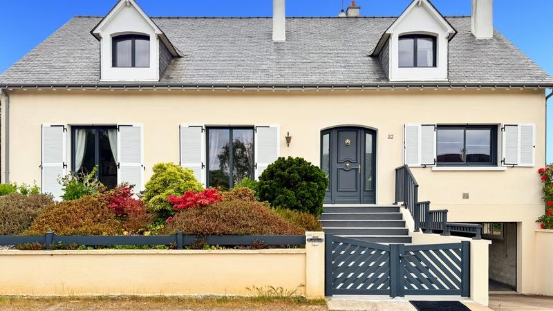 Maison - 180 m² - 7 pièces