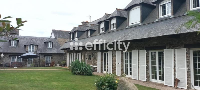 Maison - 428 m² - 13 pièces