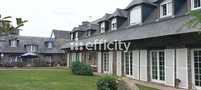 Maison - 428 m² - 13 pièces