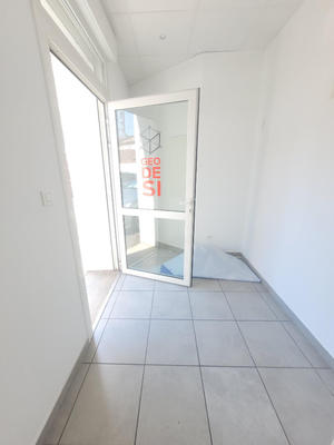 Local commercial - 59 m² - 2 pièces