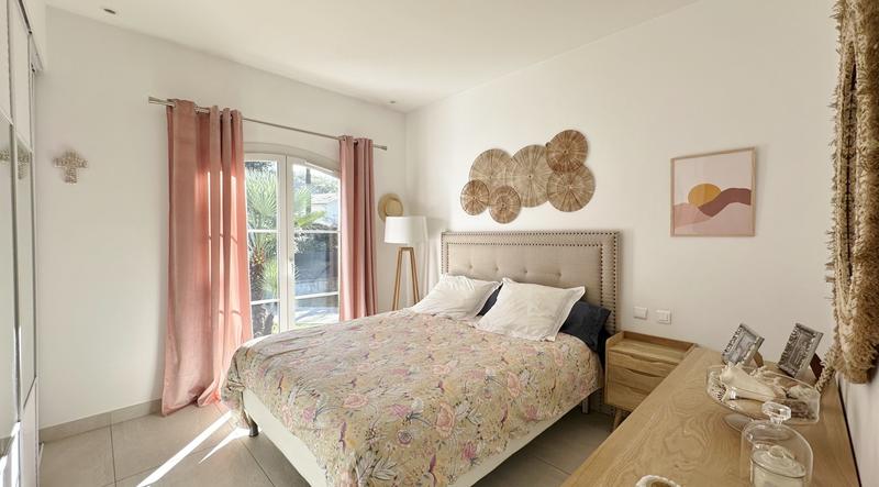 Maison contemporaine - 166 m² - 6 pièces