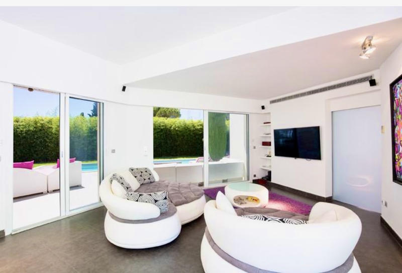 Villa - 200 m² - 5 pièces