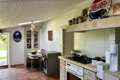 Maison - 229 m² - 9 pièces